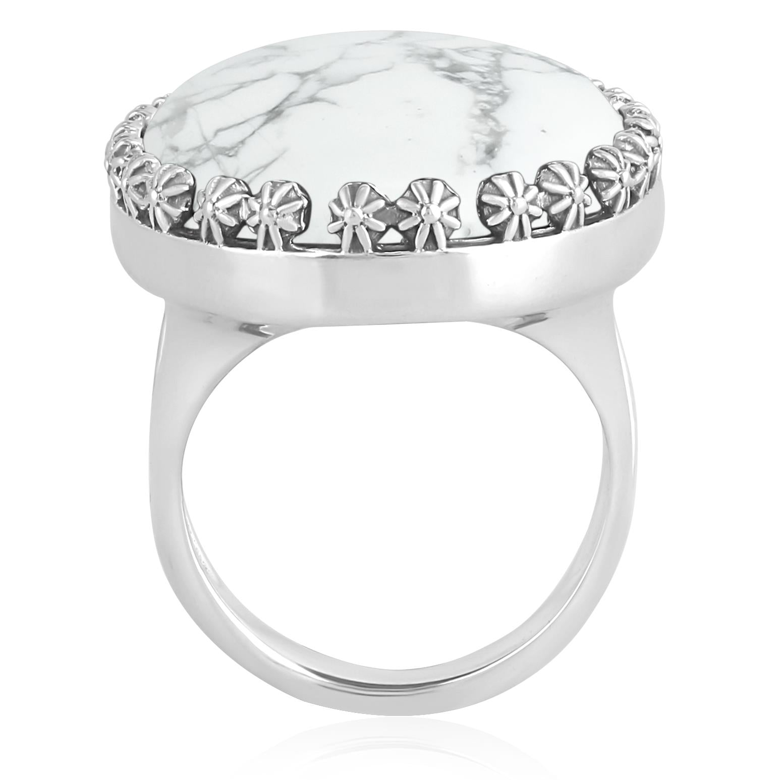 Sterling Silver White Howlite Concha Flower Border Oval Cut Ring