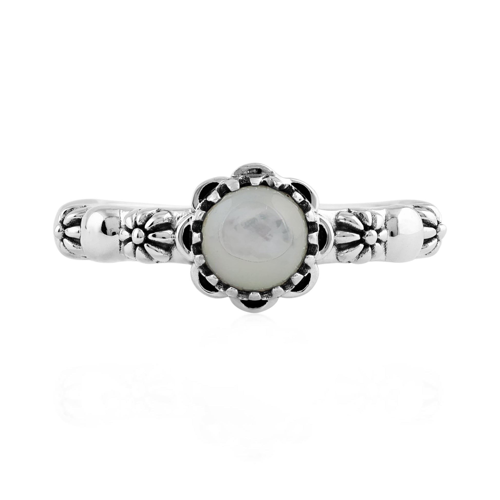  Sterling Silver White Mother of Pearl Single Row Concha Flower Ring