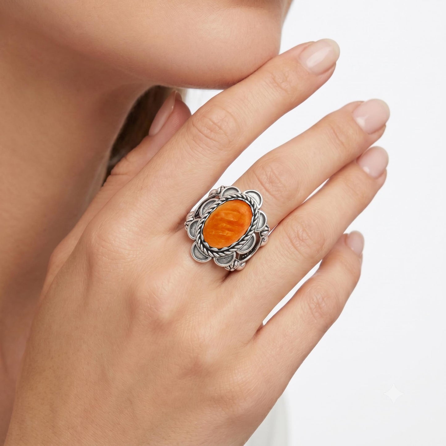 Sterling Silver Orange Spiny Oyster Oval Scallop Ring