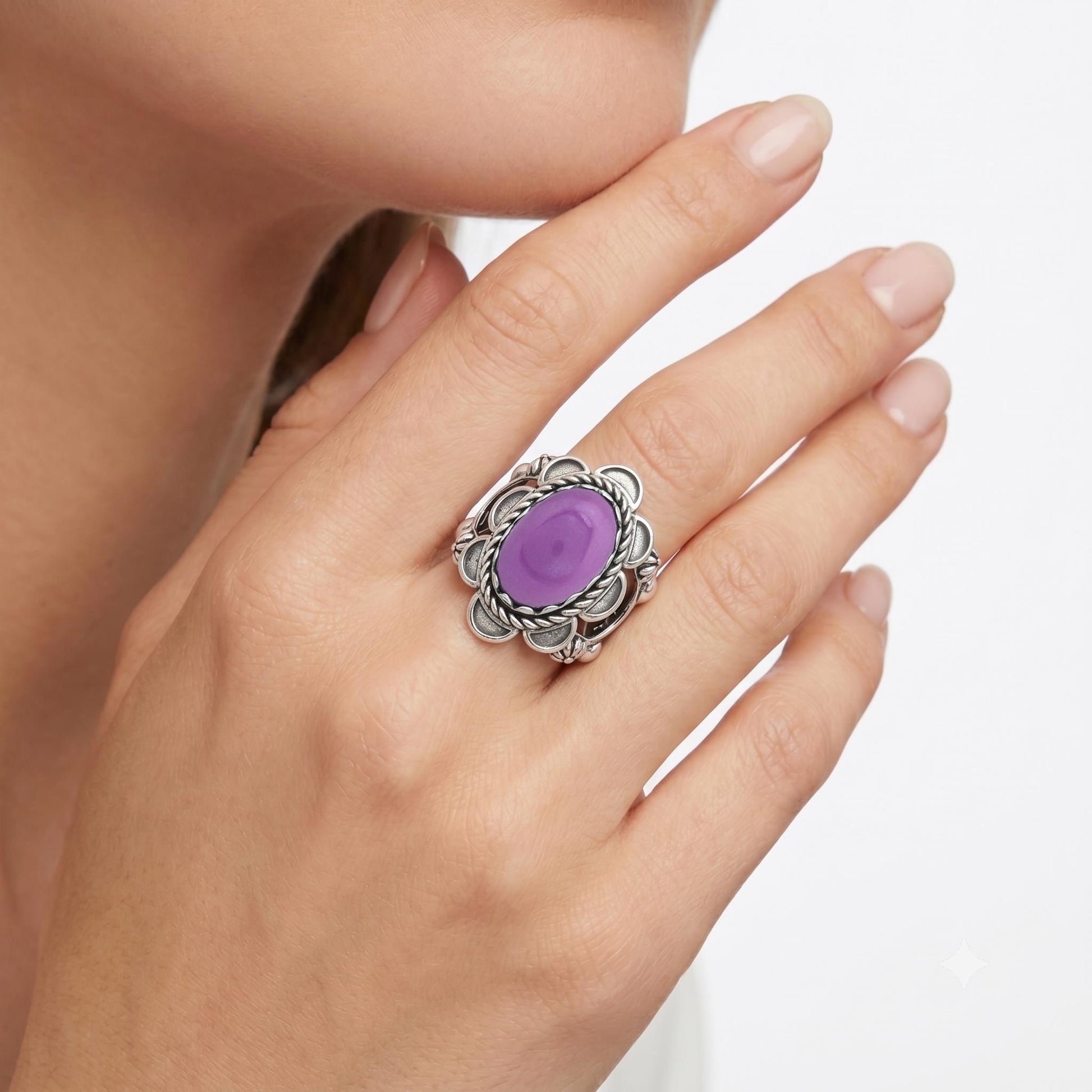 Sterling Silver Phosphosiderite Oval Scallop Ring