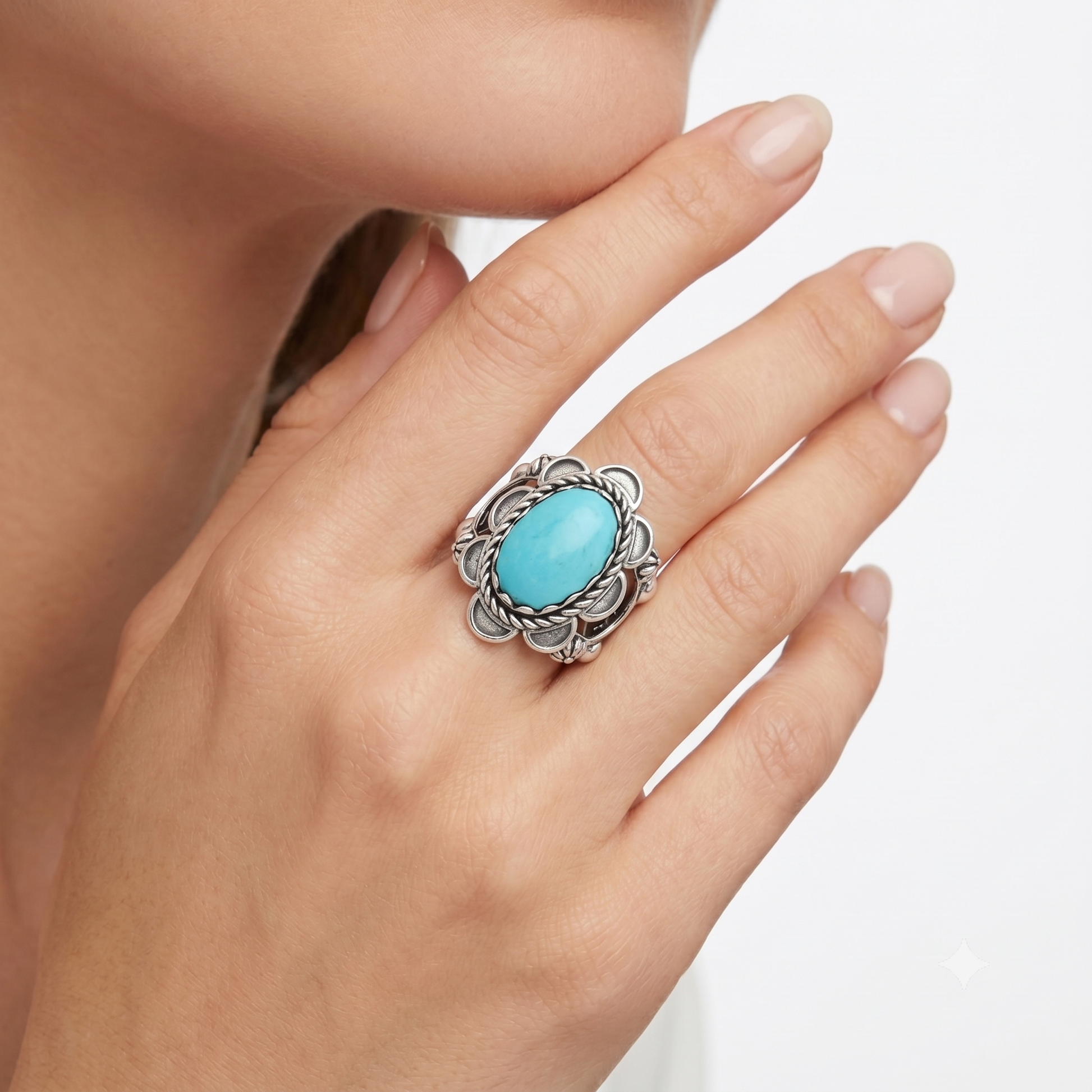 Sterling Silver Kingman Turquoise Oval Scallop Ring