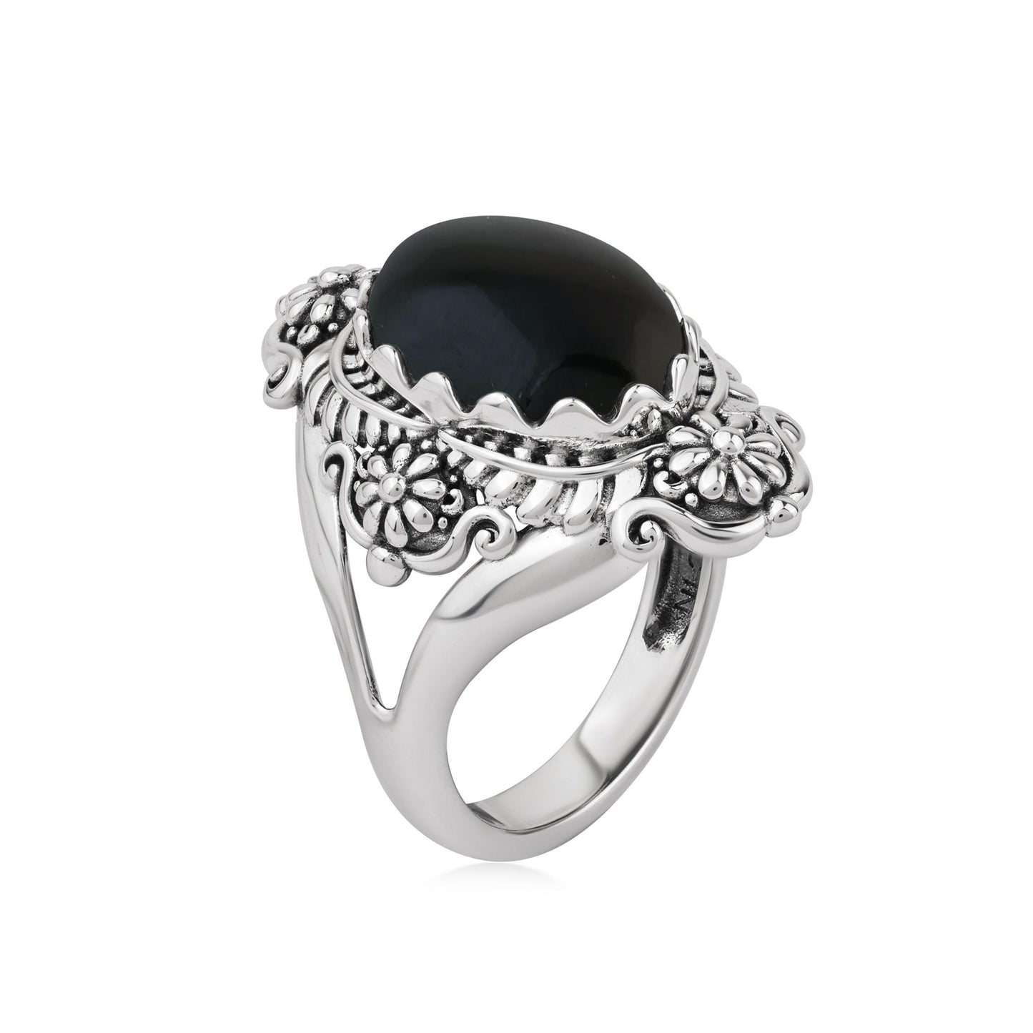  Sterling Silver Black Onyx Oval Scalloped Concha Ring