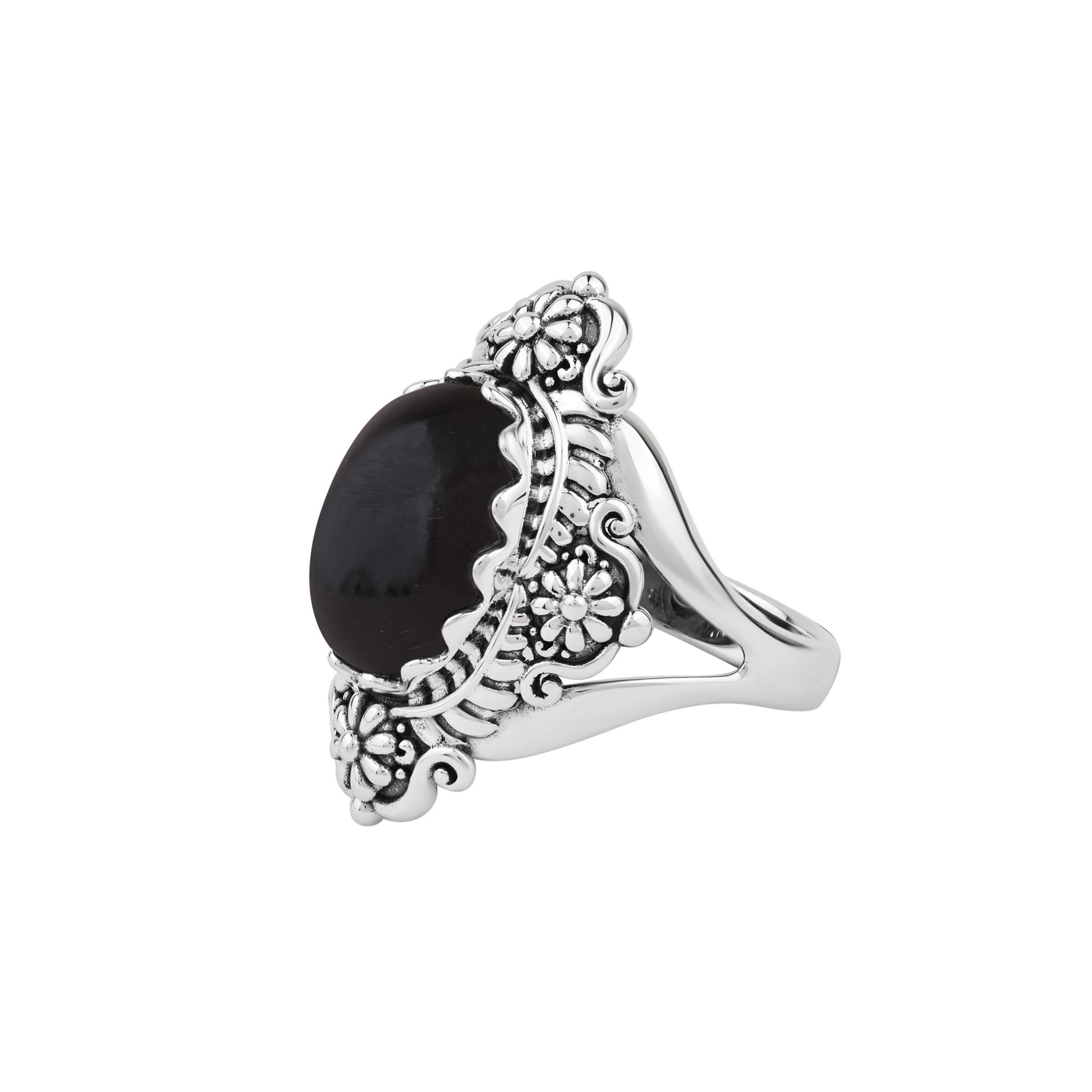  Sterling Silver Black Onyx Oval Scalloped Concha Ring