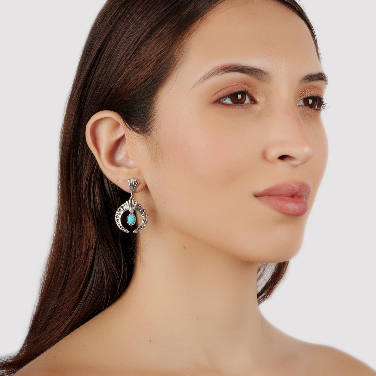 Sterling Silver Sleeping Beauty Turquoise Fritz Casuse Oval Gemstone Naja Earrings