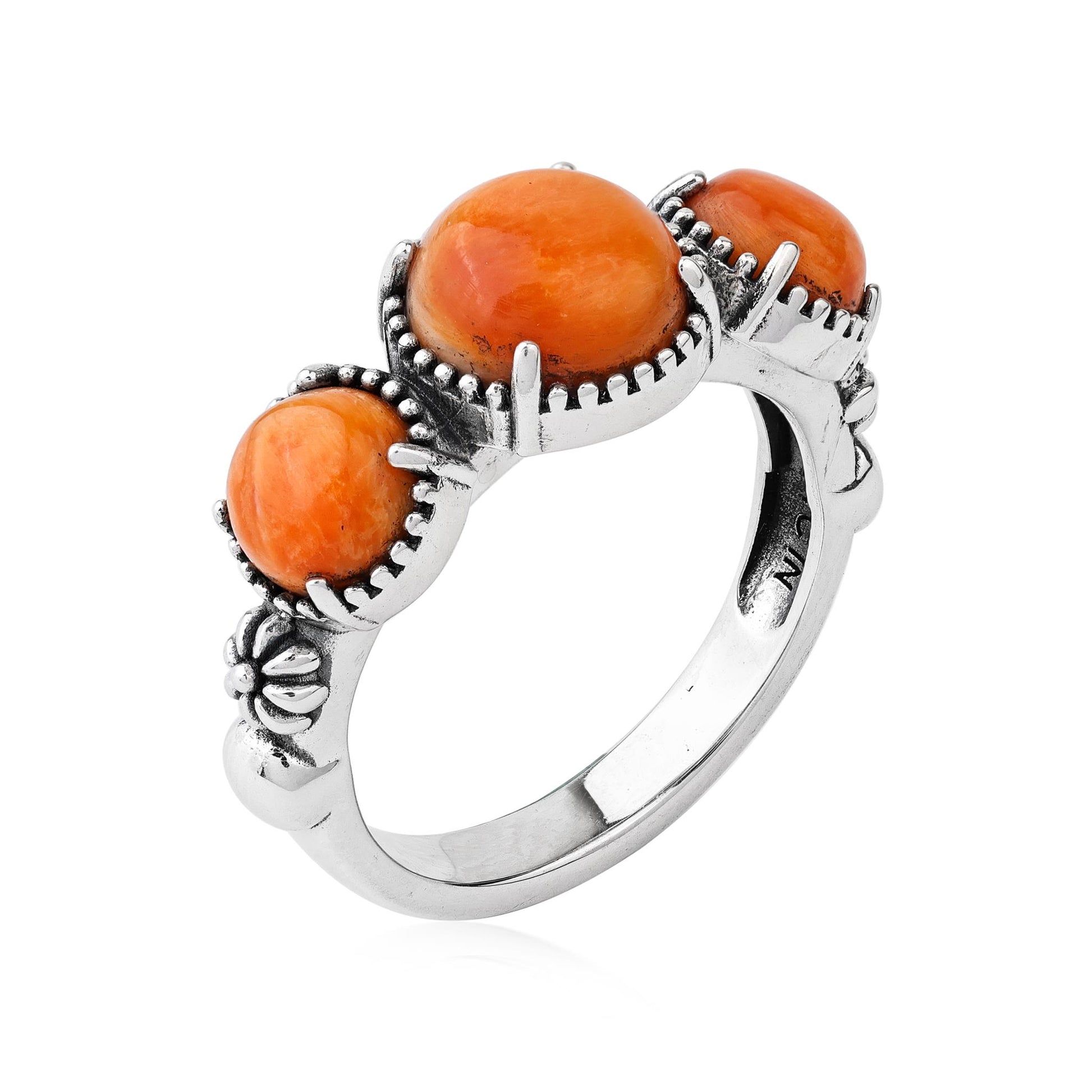 Sterling Silver Orange Spiny Oyster Oval 3 Stone Concha and Bead Ring