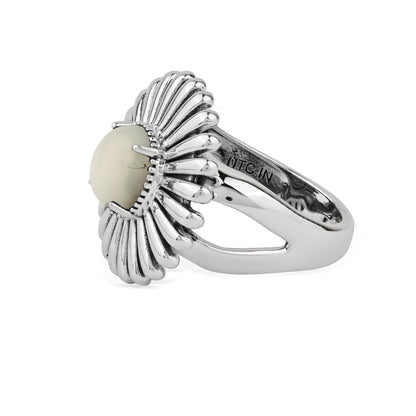  Sterling Silver White Mother of Pearl Concha Ray Ring